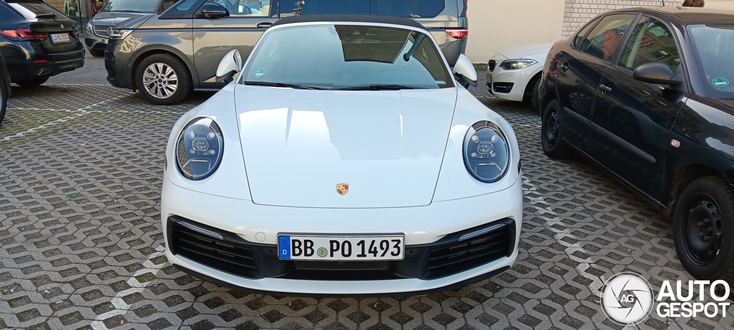 Porsche 992 Carrera 4S Cabriolet