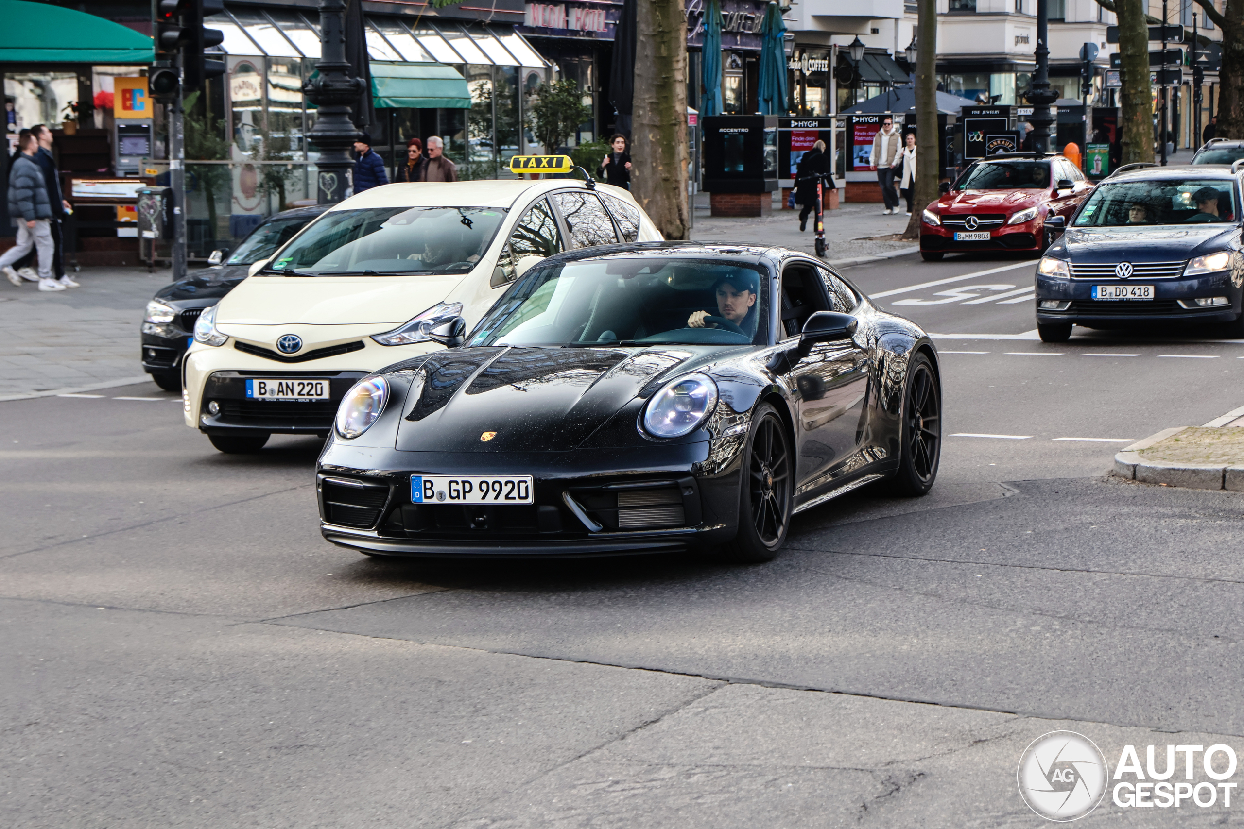 Porsche 992 Carrera GTS