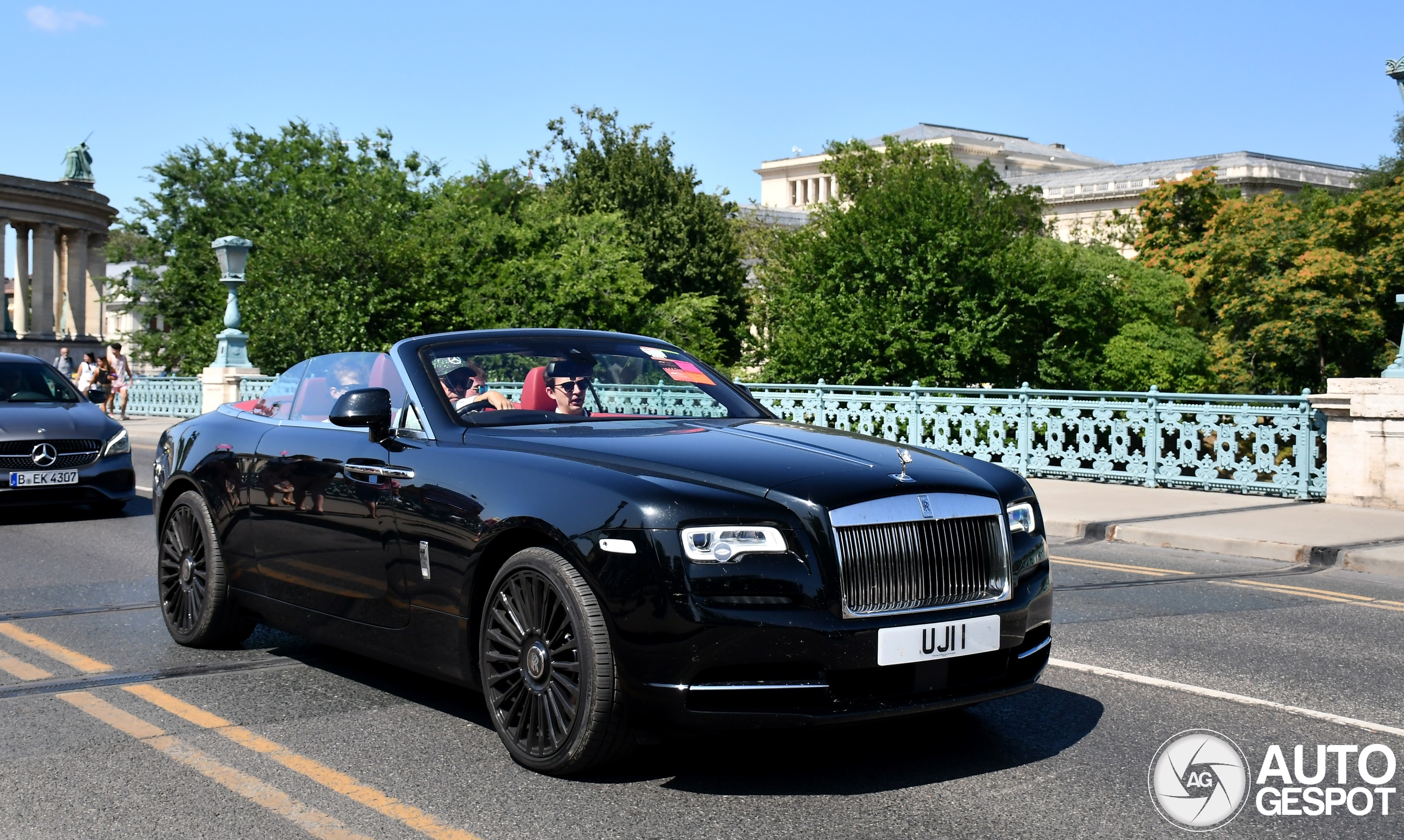 Rolls-Royce Dawn