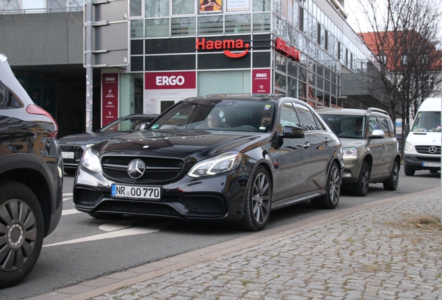 Mercedes-Benz E 63 AMG S W212