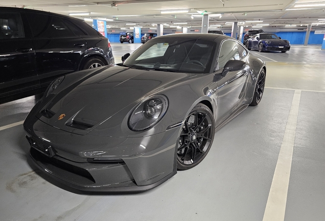 Porsche 992 GT3 Touring