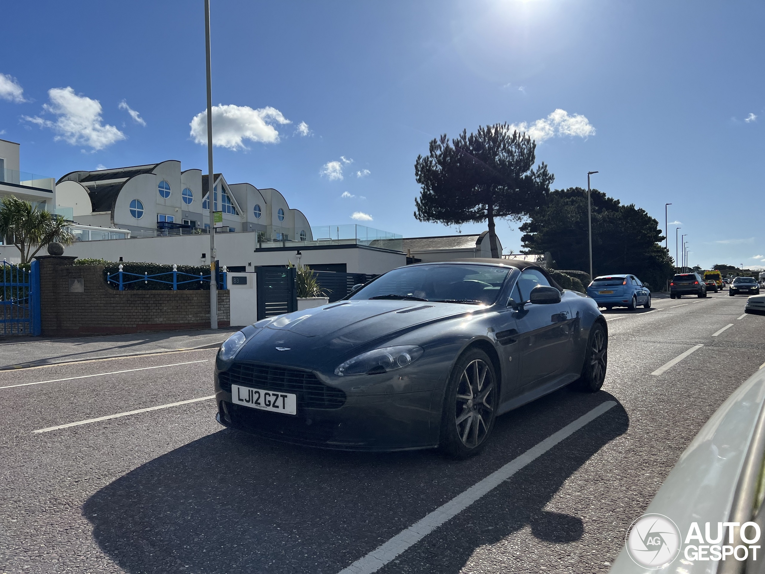 Aston Martin V8 Vantage S Roadster