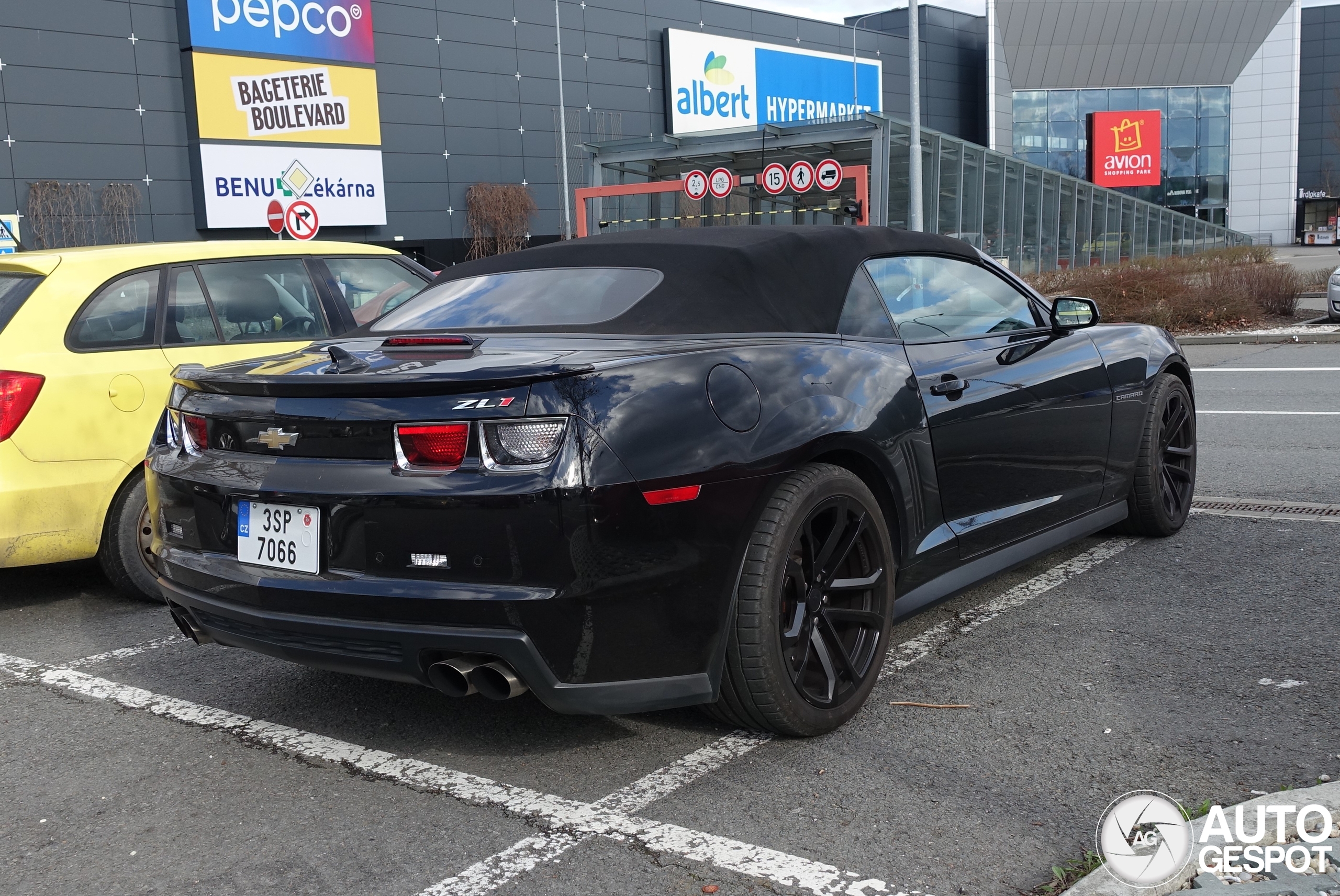 Chevrolet Camaro ZL1 Convertible