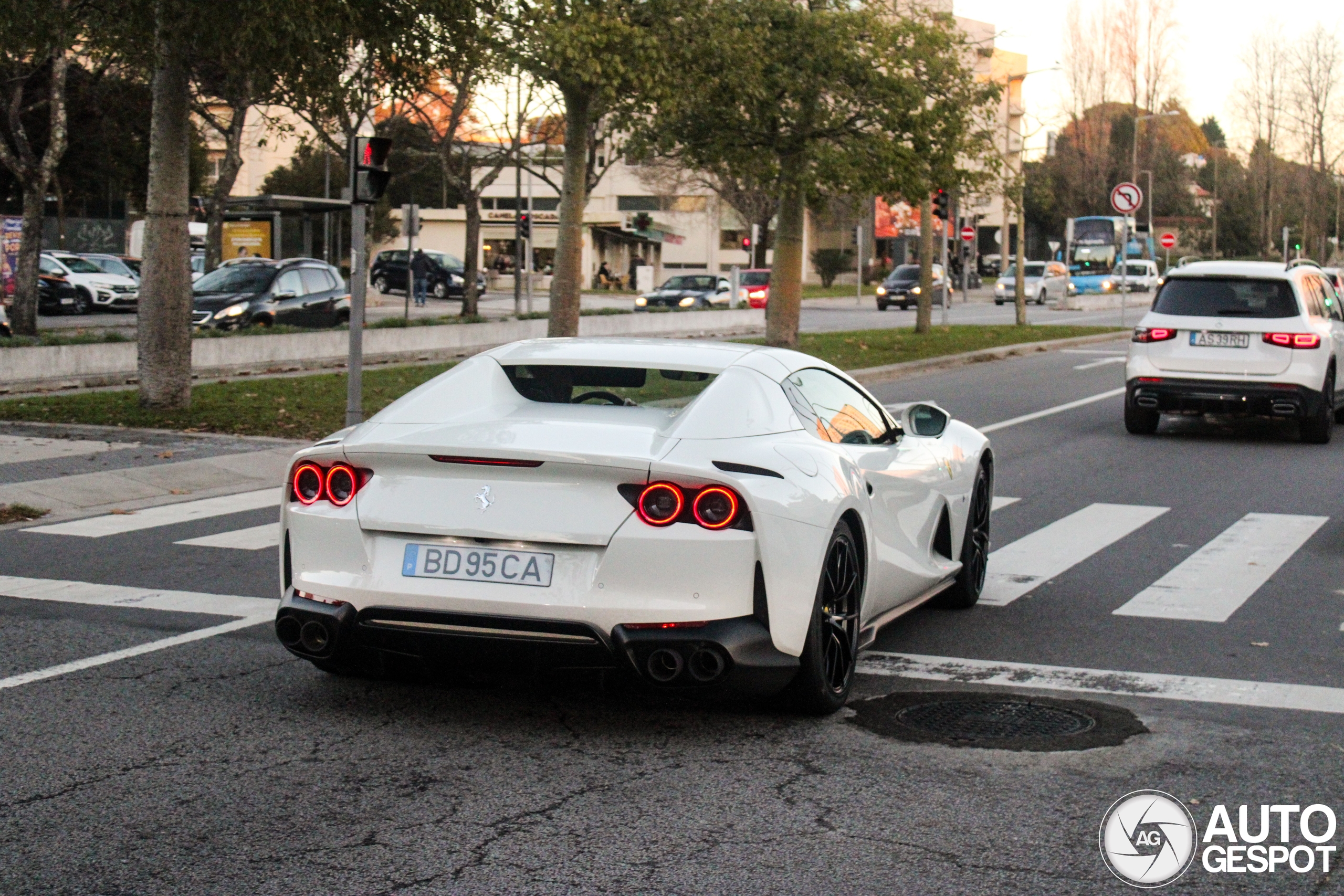 Ferrari 812 GTS