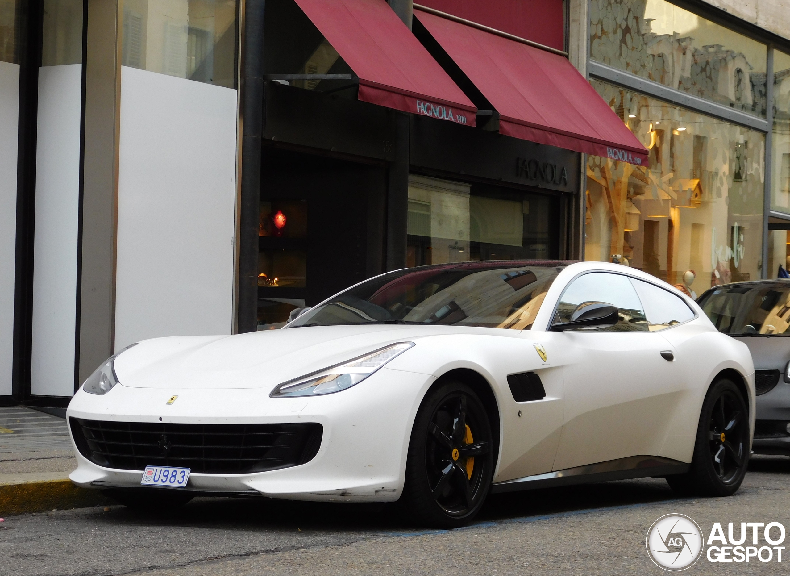 Ferrari GTC4Lusso T