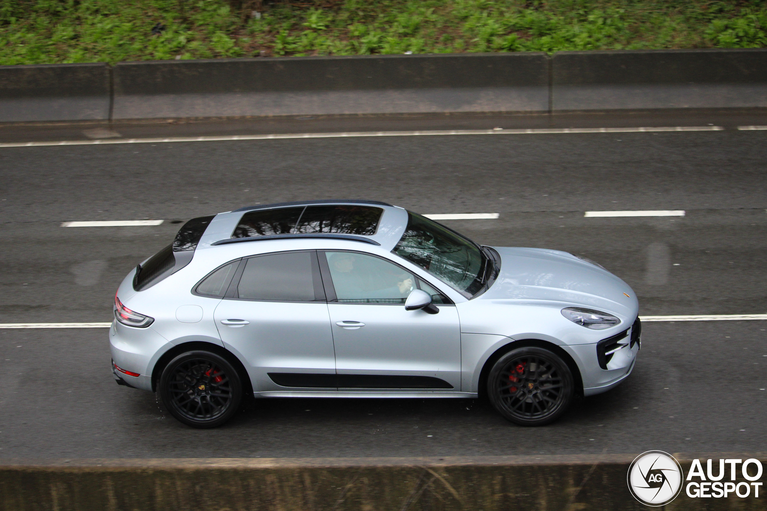 Porsche 95B Macan GTS MkII