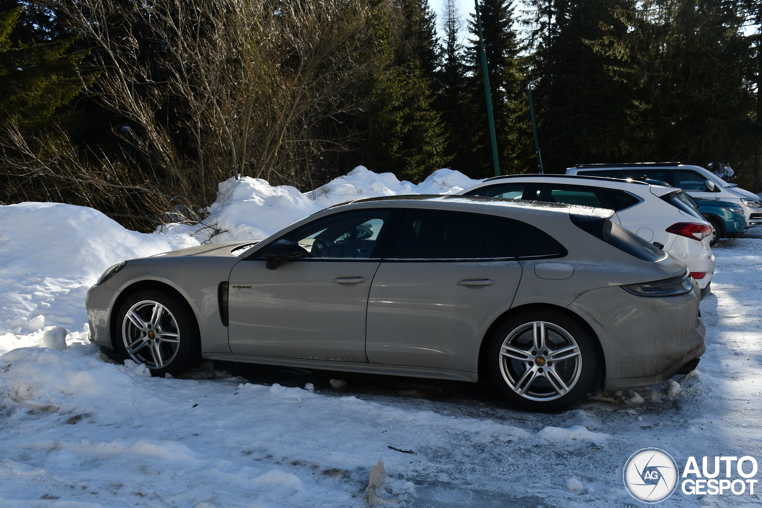 Porsche 971 Panamera Turbo S E-Hybrid Sport Turismo MkII