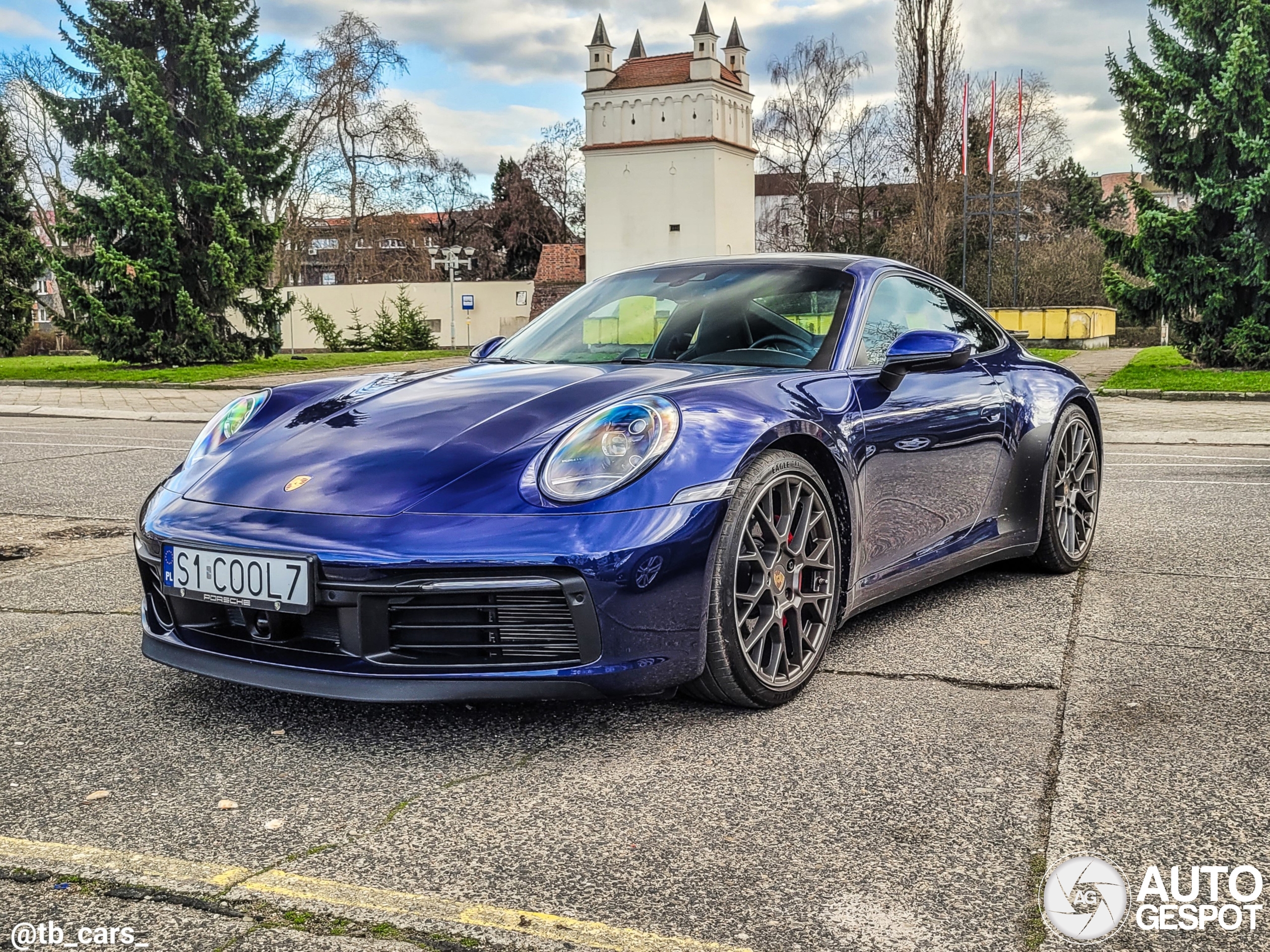 Porsche 992 Carrera 4S