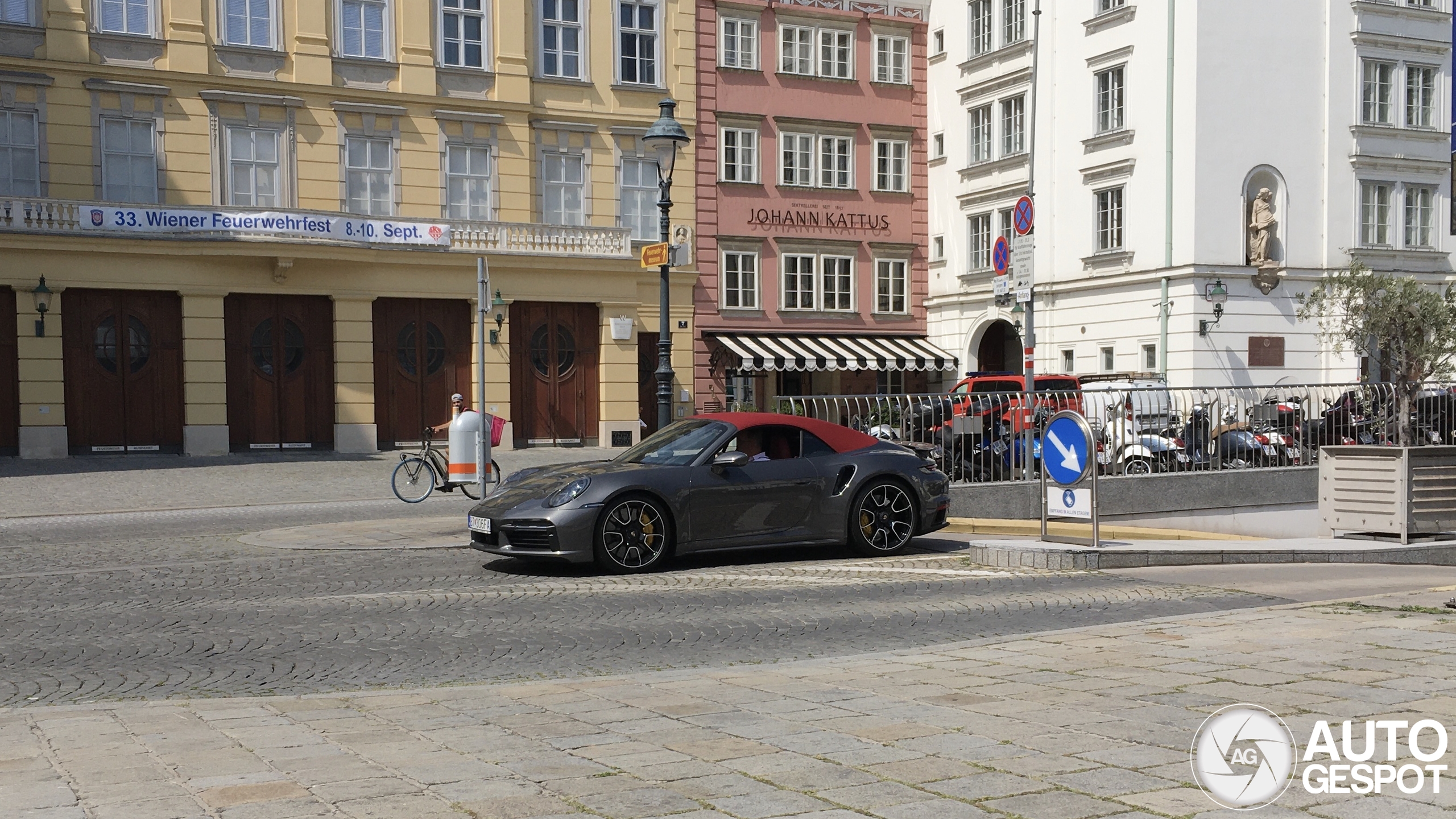 Porsche 992 Turbo S Cabriolet