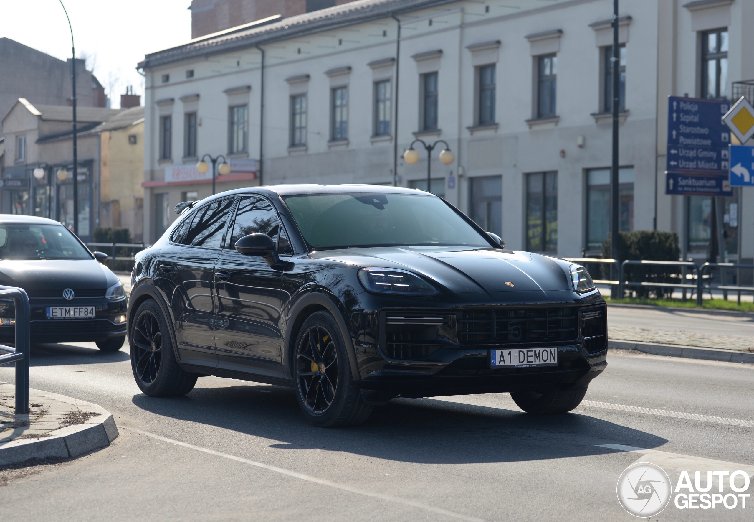 Porsche Cayenne Coupé Turbo E-Hybrid