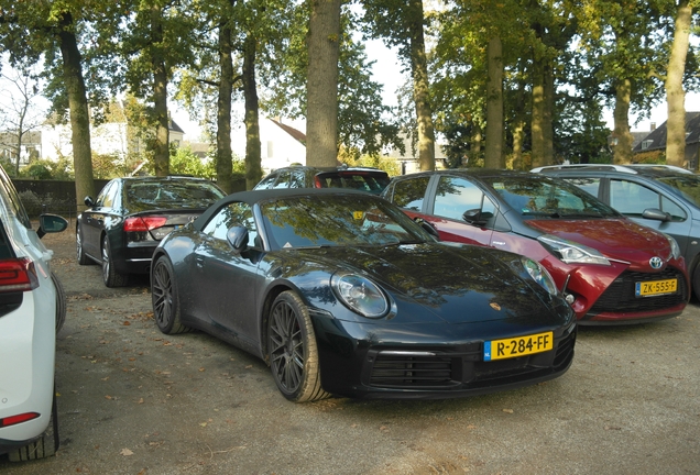 Porsche 992 Carrera 4S Cabriolet