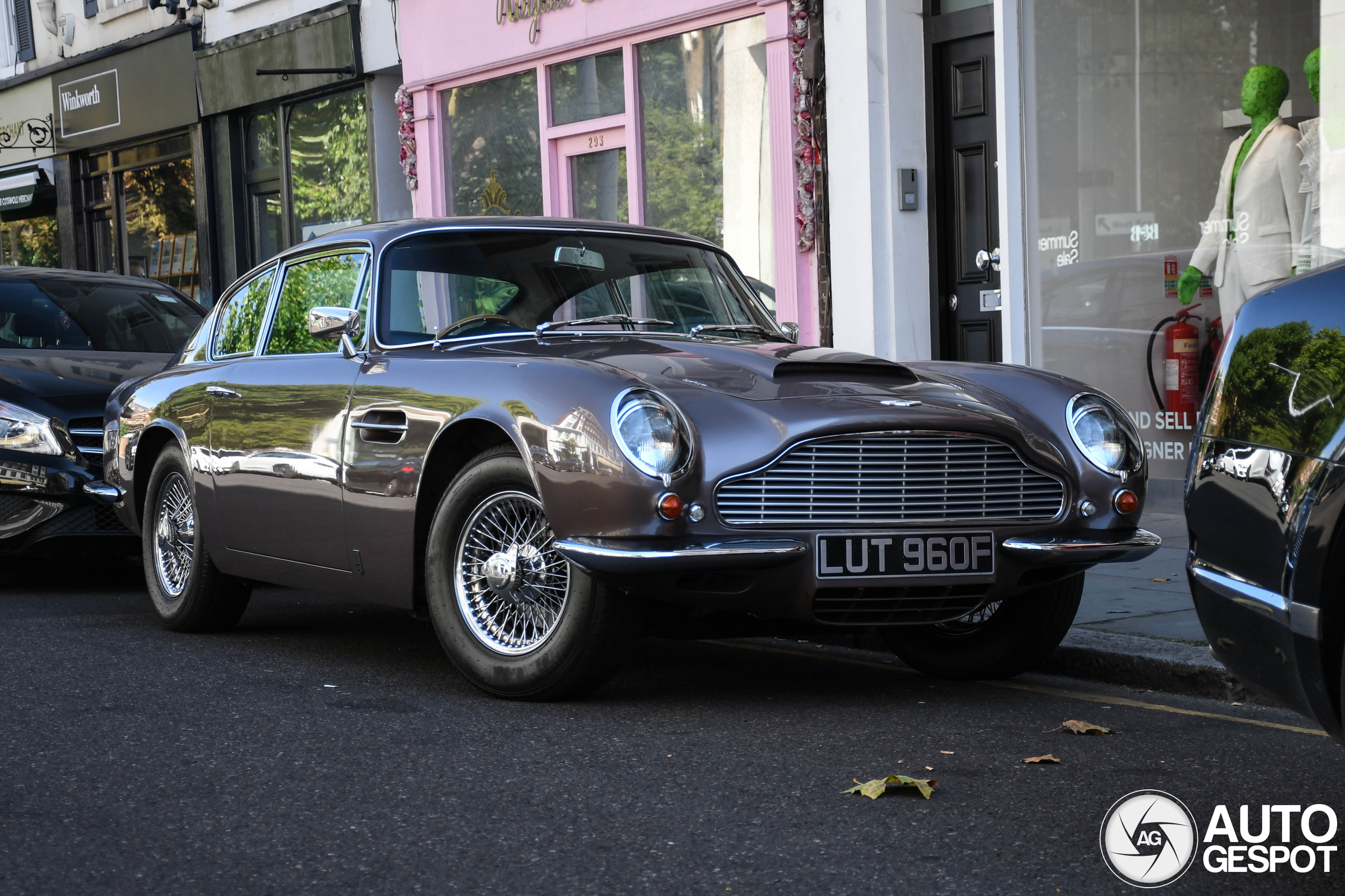 Aston Martin DB6 MKII