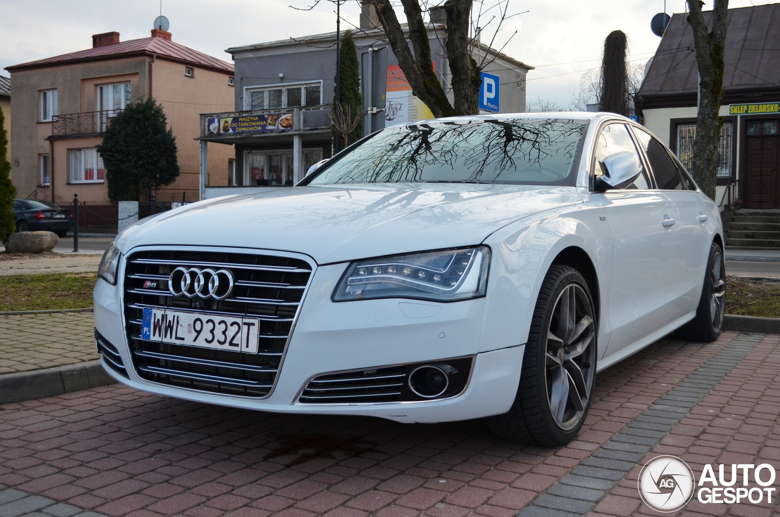 Audi S8 D4