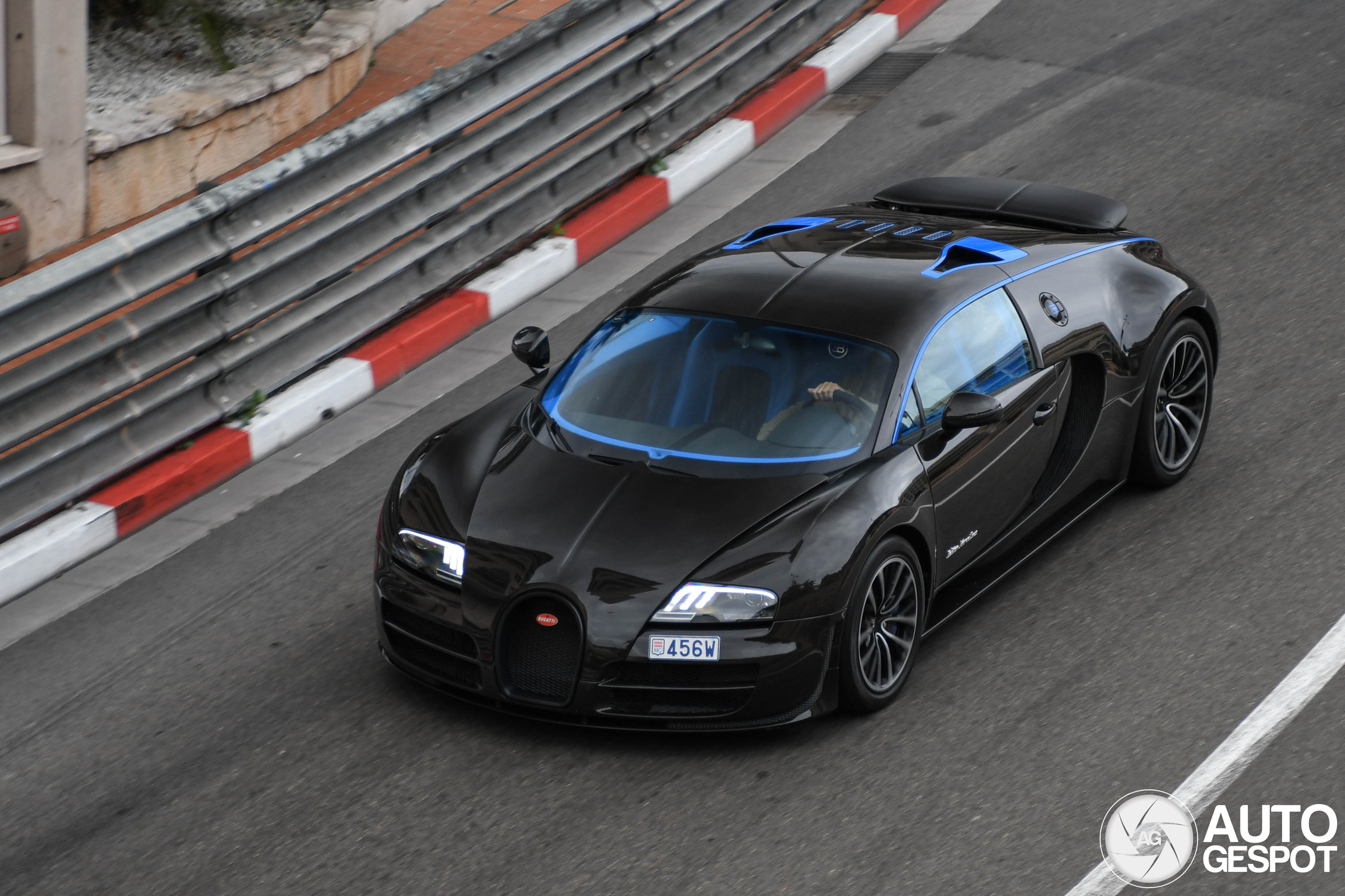 Bugatti Veyron 16.4 Super Sport Edition Merveilleux