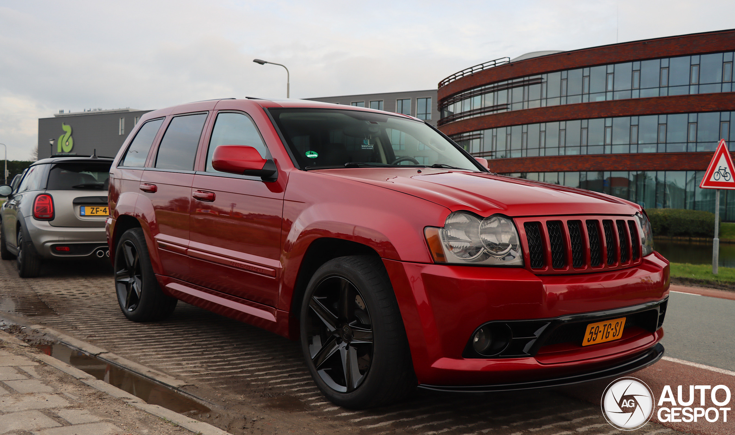 Jeep Grand Cherokee SRT-8 2005