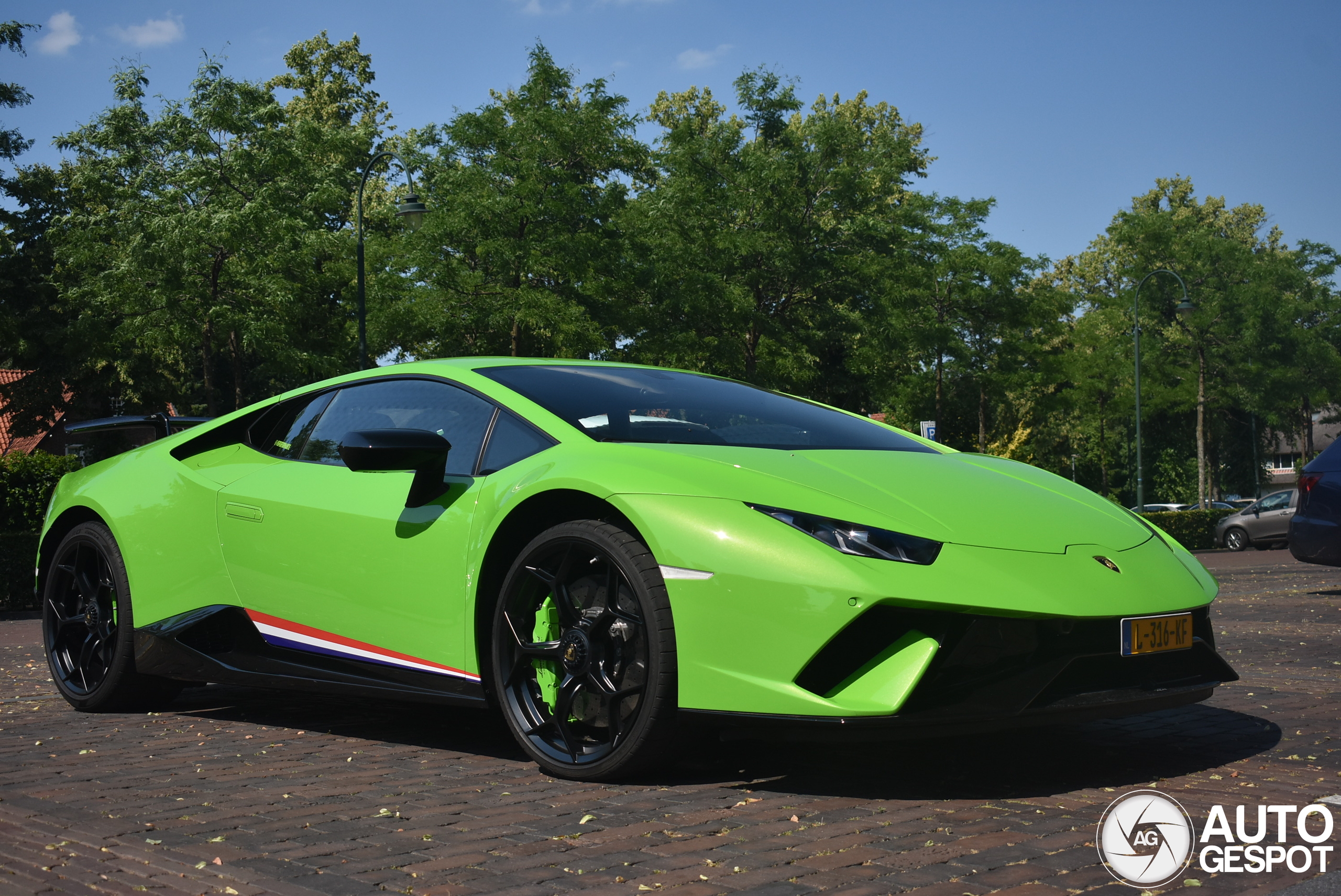 Lamborghini Huracán LP640-4 Performante