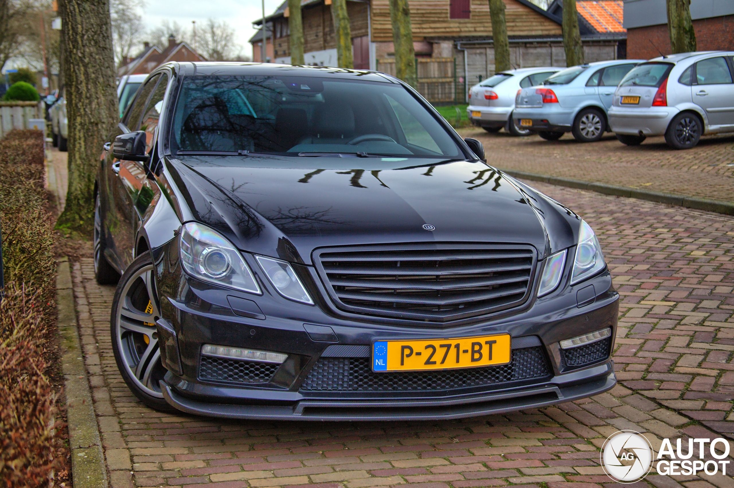 Mercedes-Benz Brabus E B63S Biturbo