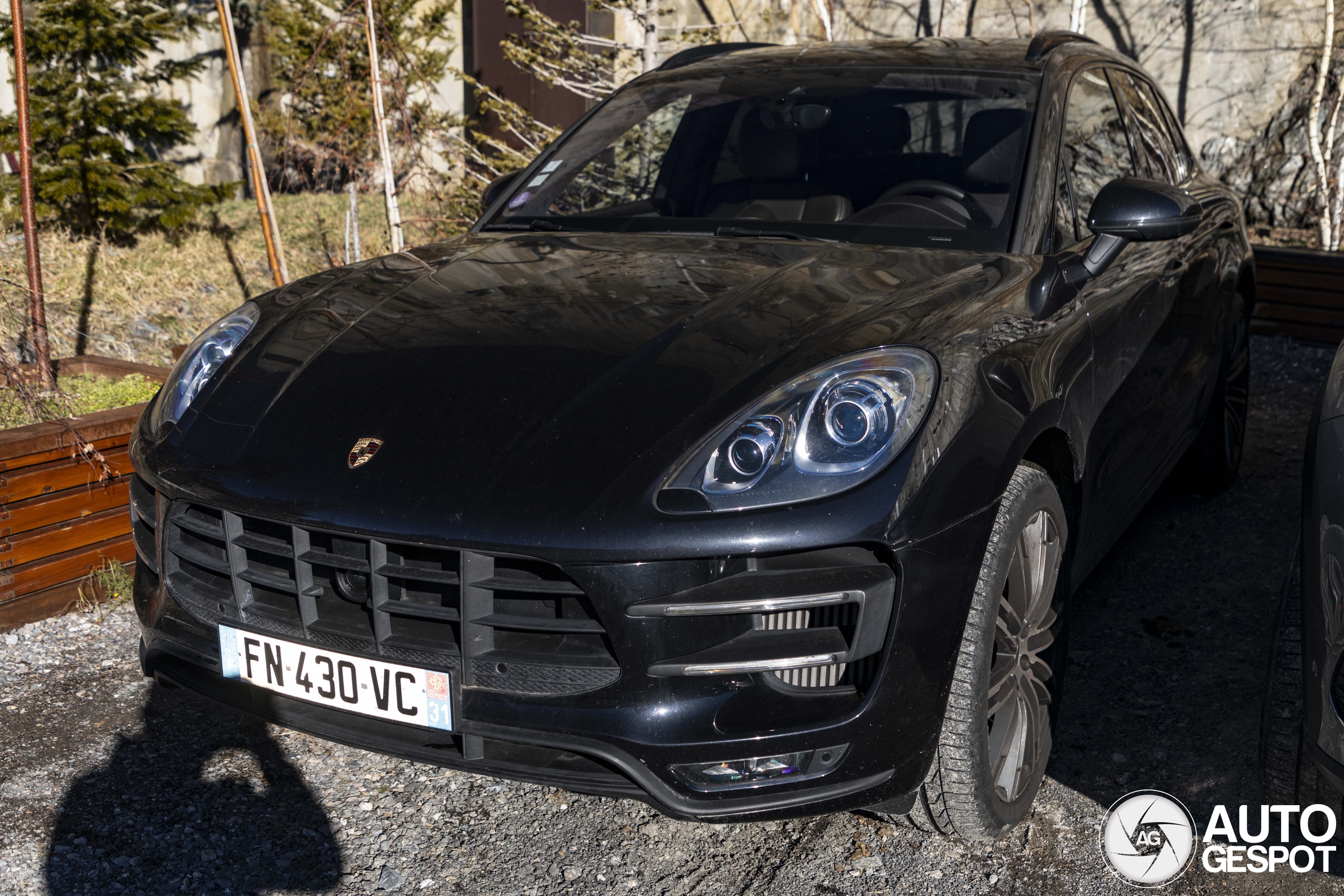 Porsche 95B Macan Turbo