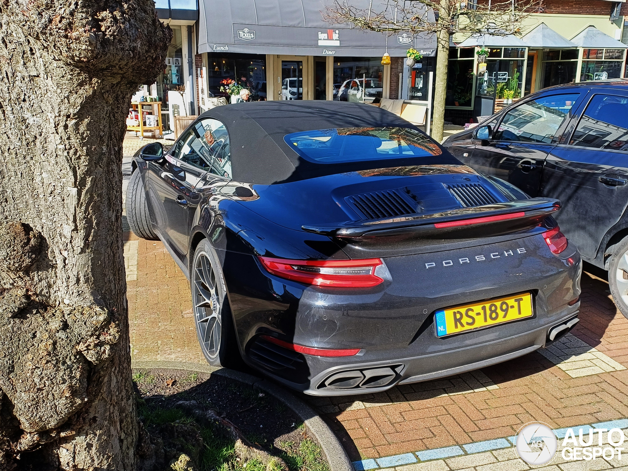 Porsche 991 Turbo S Cabriolet MkII