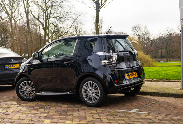 Aston Martin Cygnet Launch Edition Black