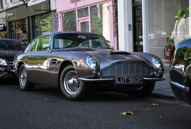 Aston Martin DB6 MKII