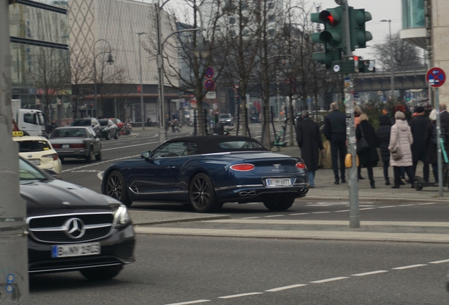 Bentley Continental GTC V8 2020