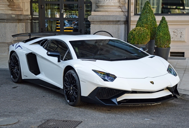 Lamborghini Aventador LP750-4 SuperVeloce