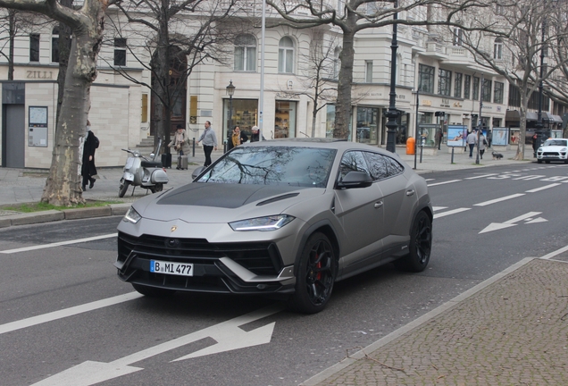 Lamborghini Urus Performante