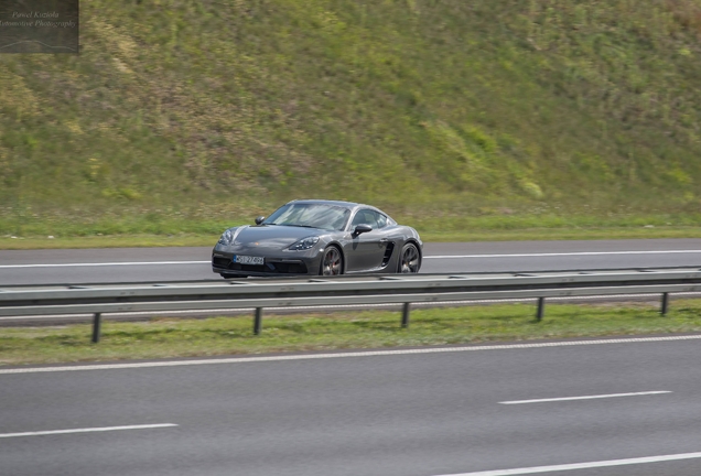 Porsche 718 Cayman S