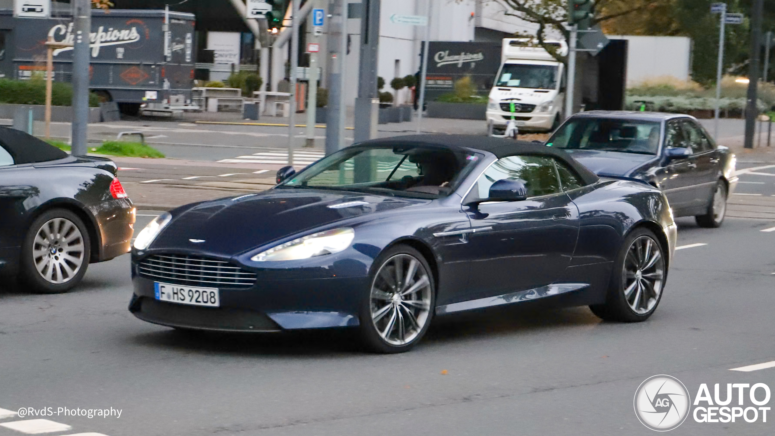 Aston Martin DB9 Volante 2013