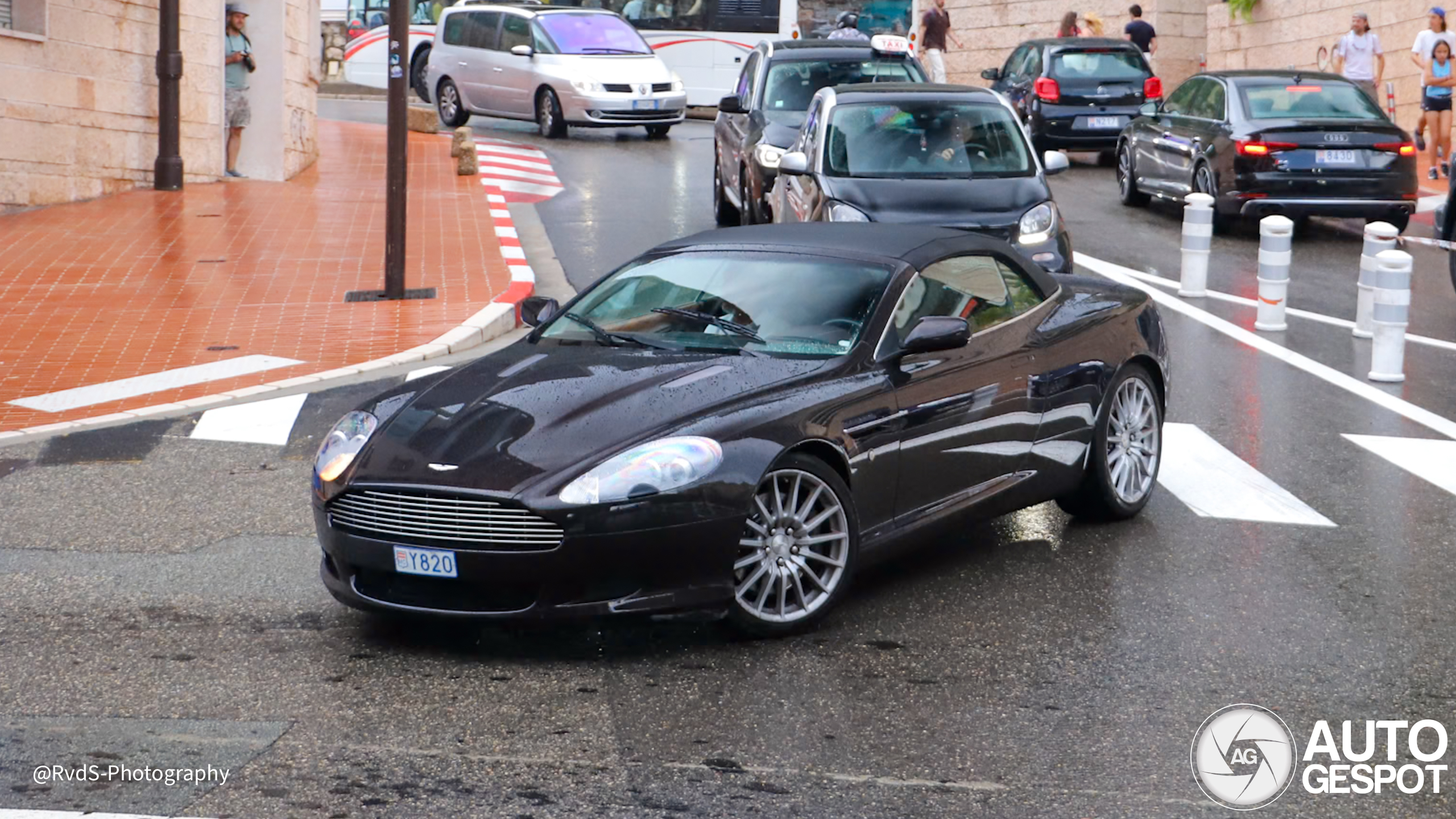 Aston Martin DB9 Volante