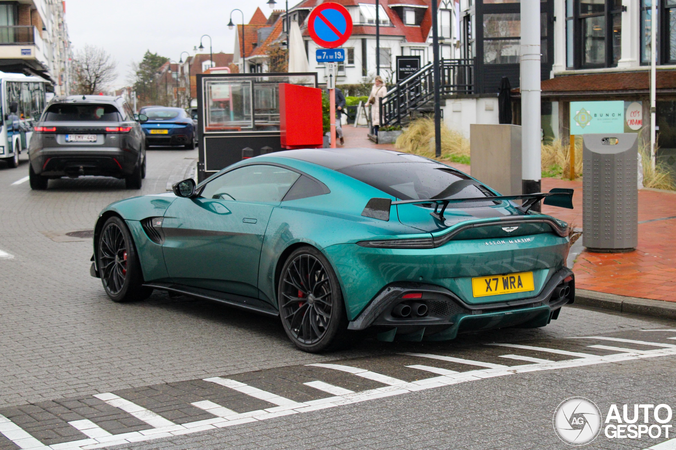 Aston Martin V8 Vantage Formula 1 Edition