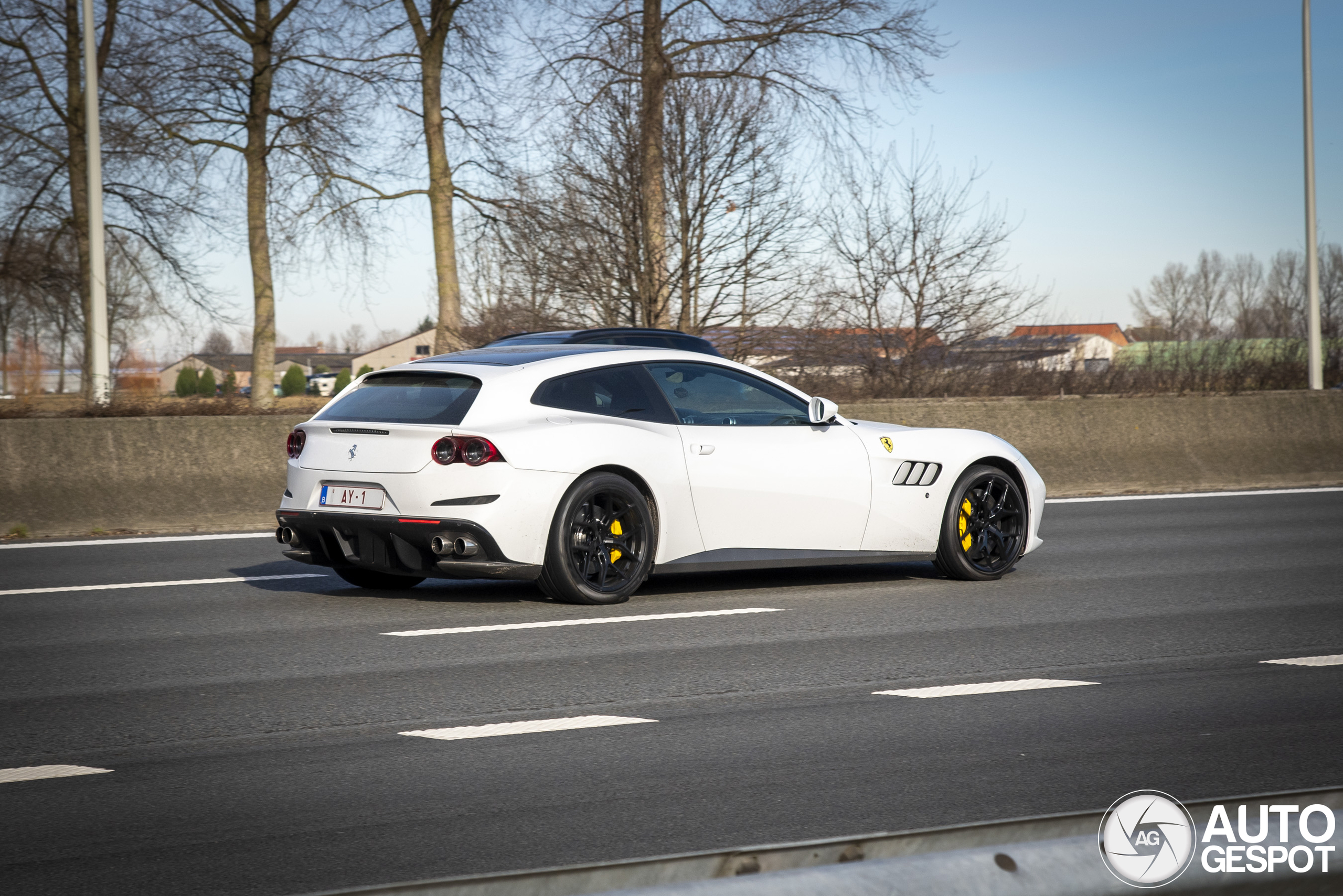 Ferrari GTC4Lusso T