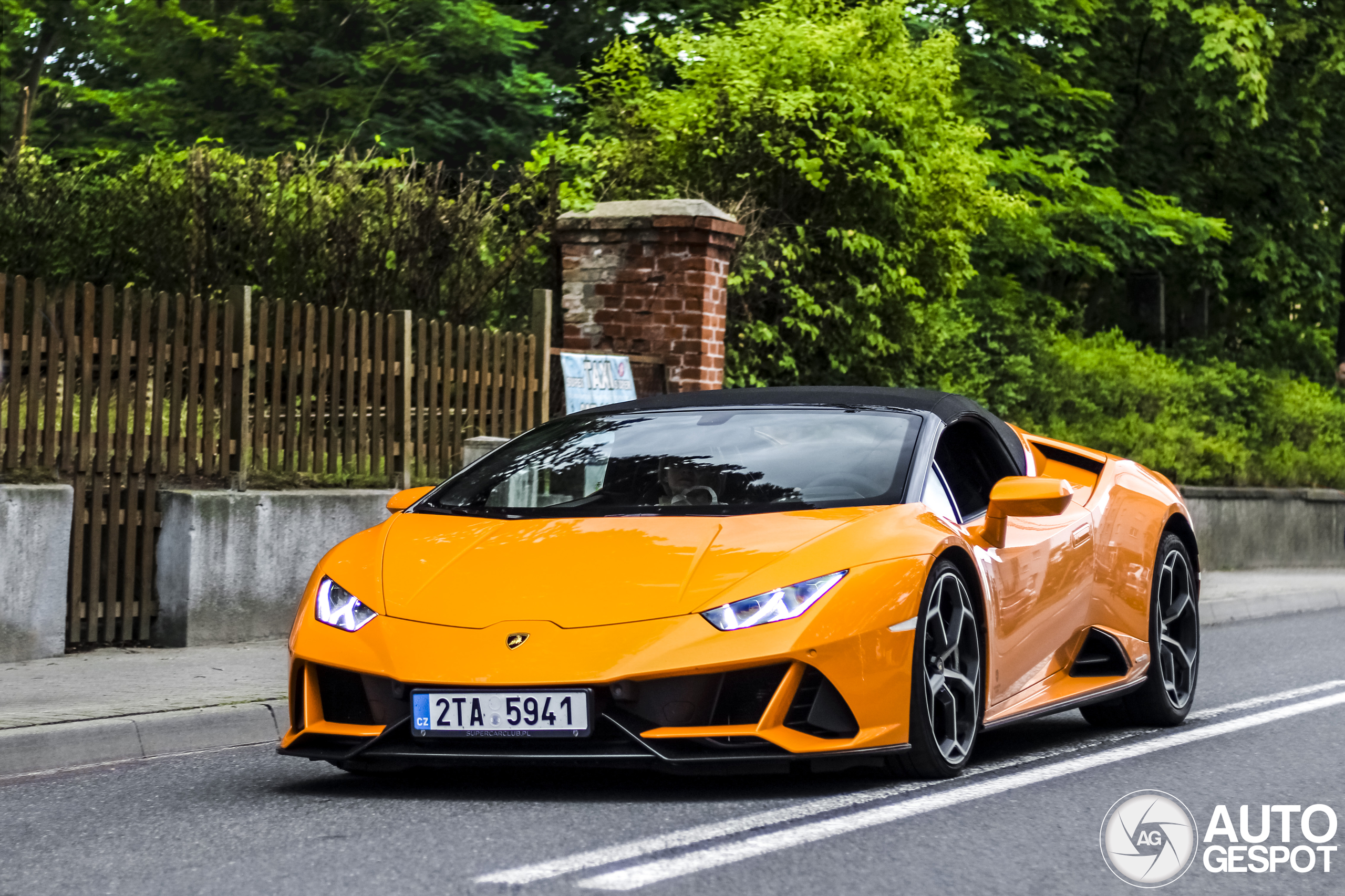 Lamborghini Huracán LP640-4 EVO Spyder