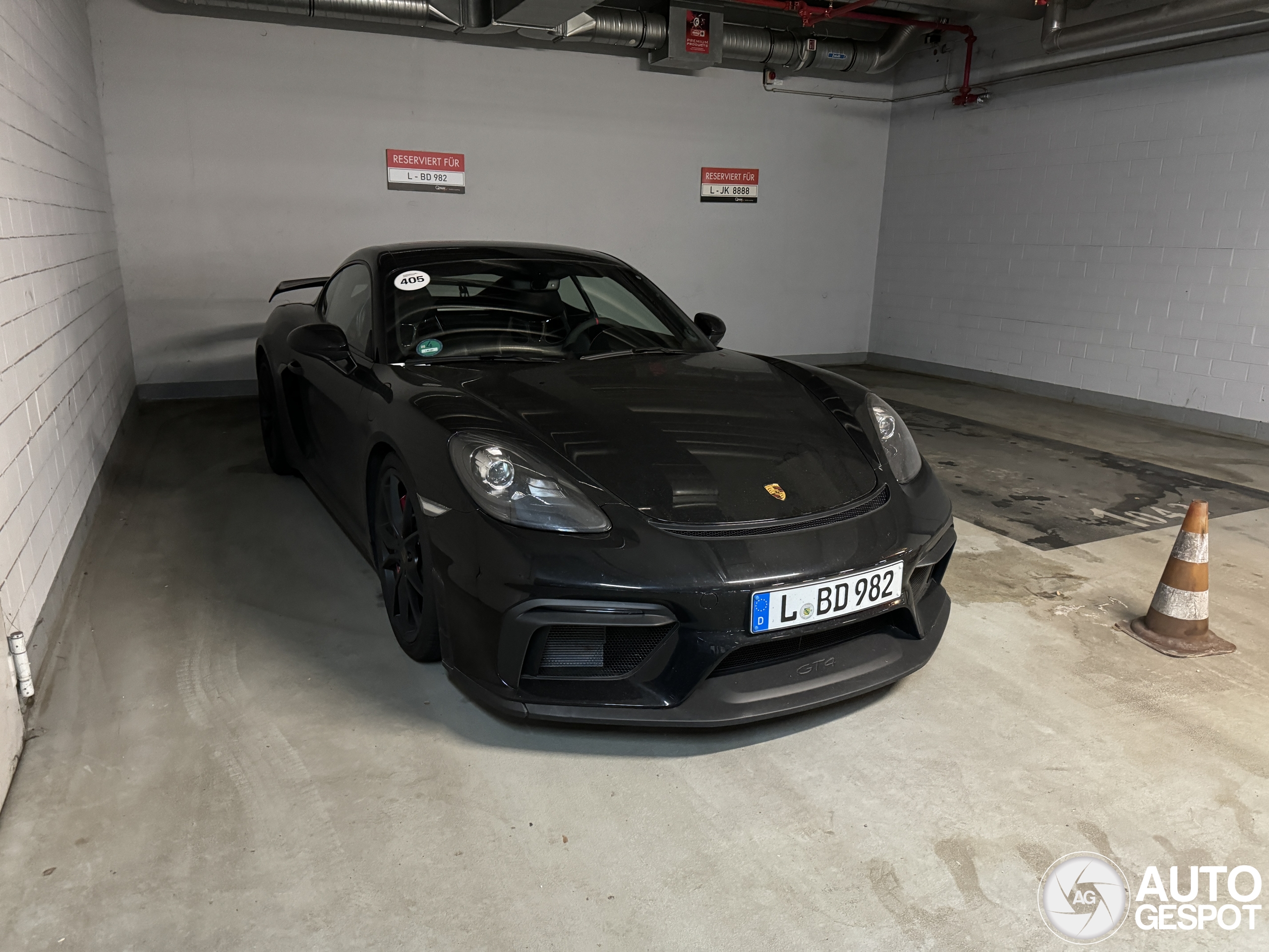 Porsche 718 Cayman GT4