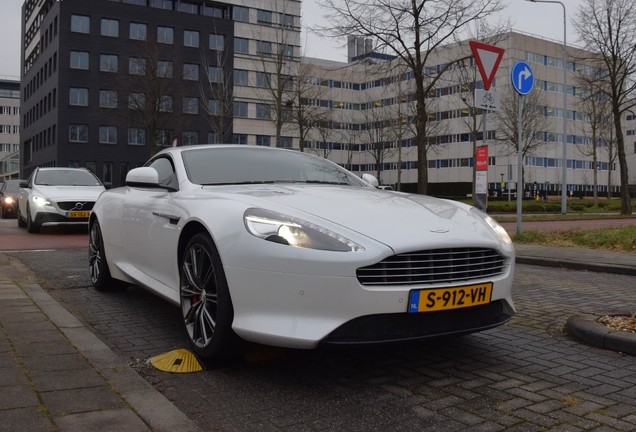 Aston Martin Virage 2011