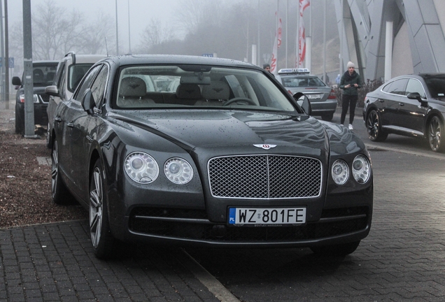 Bentley Flying Spur V8