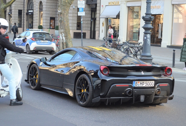 Ferrari 488 Pista