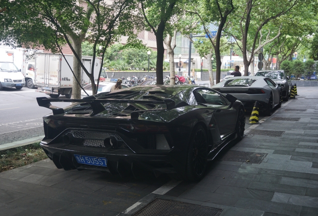 Lamborghini Aventador S LP740-4