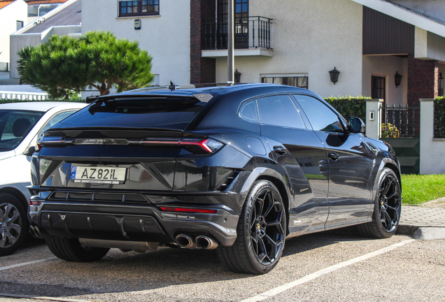 Lamborghini Urus Performante