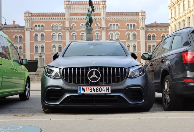 Mercedes-AMG GLC 63 Coupé C253 2018 Edition 1