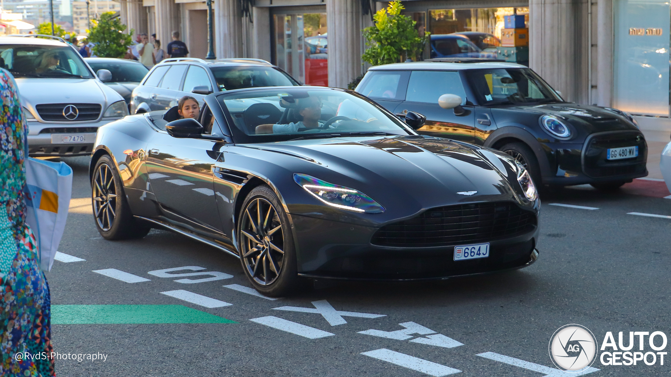 Aston Martin DB11 V8 Volante