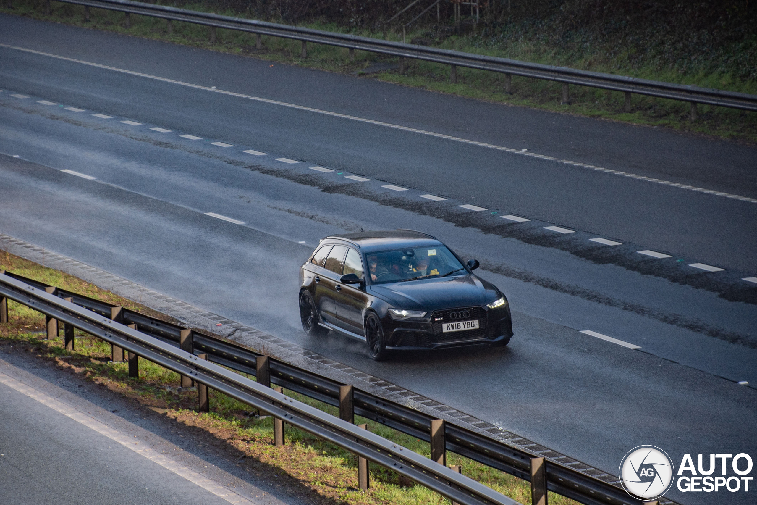 Audi RS6 Avant C7 2015