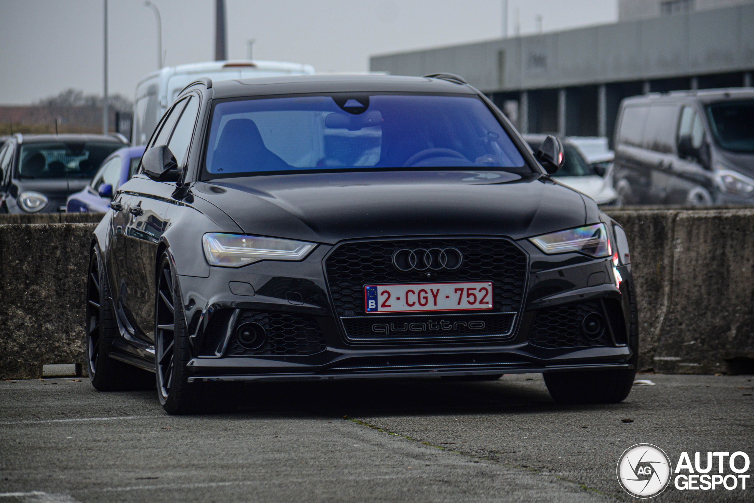 Audi RS6 Avant C7 2015