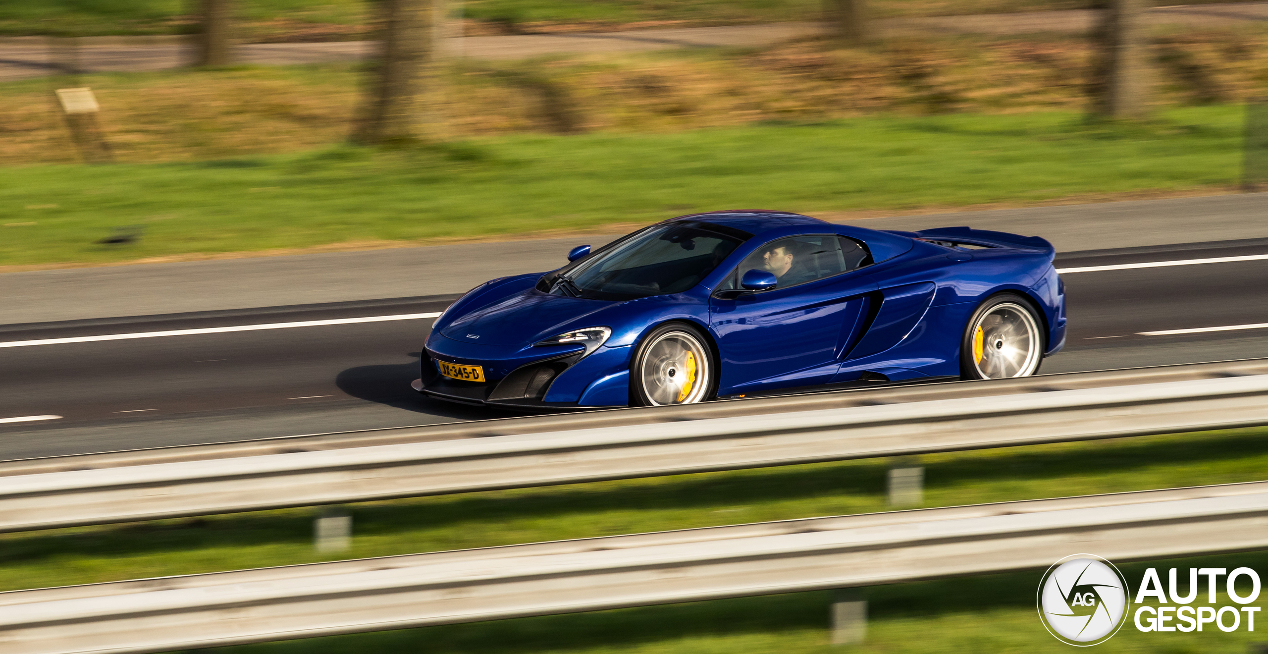 McLaren 675LT Spider