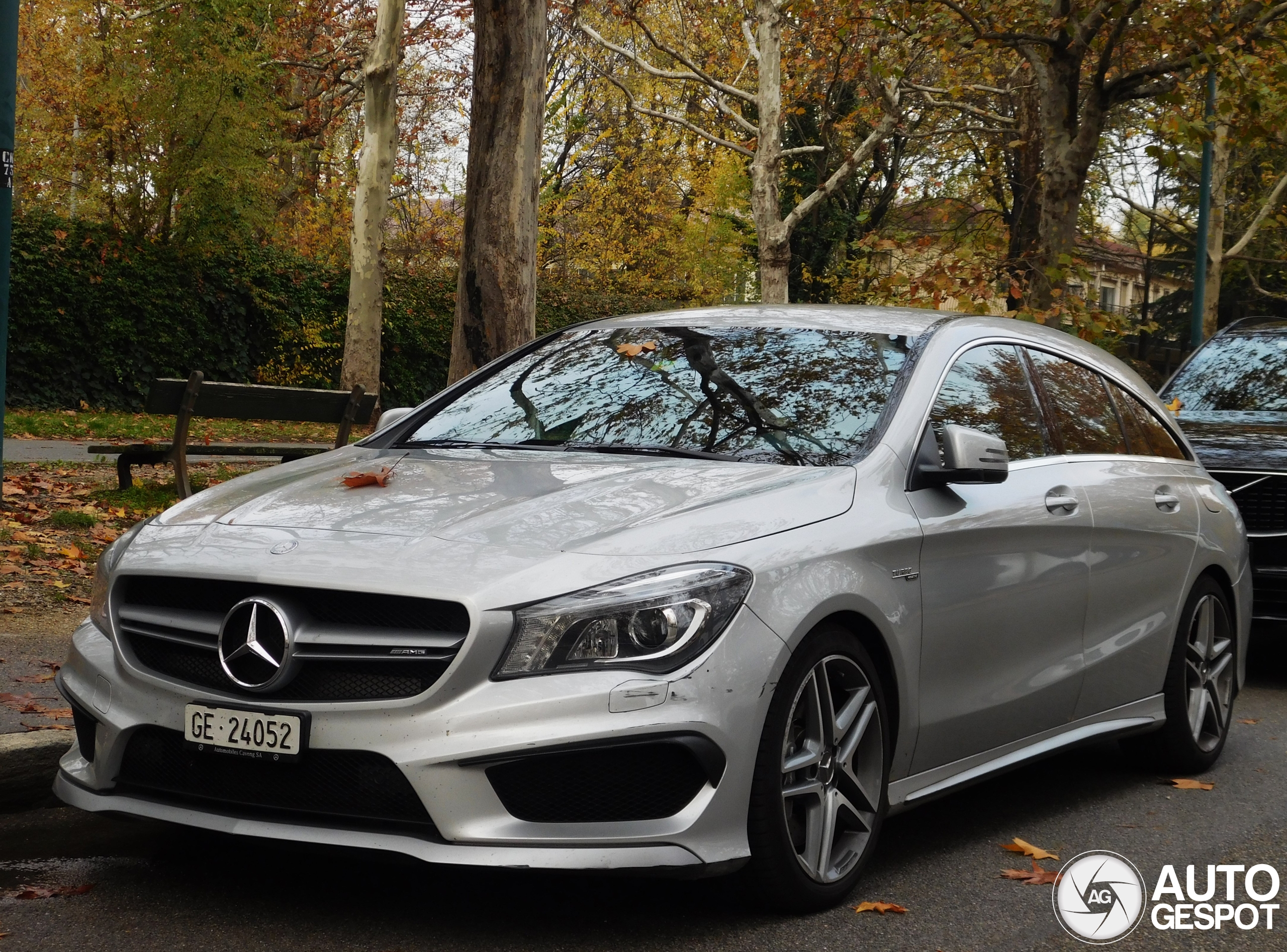 Mercedes-Benz CLA 45 AMG Shooting Brake