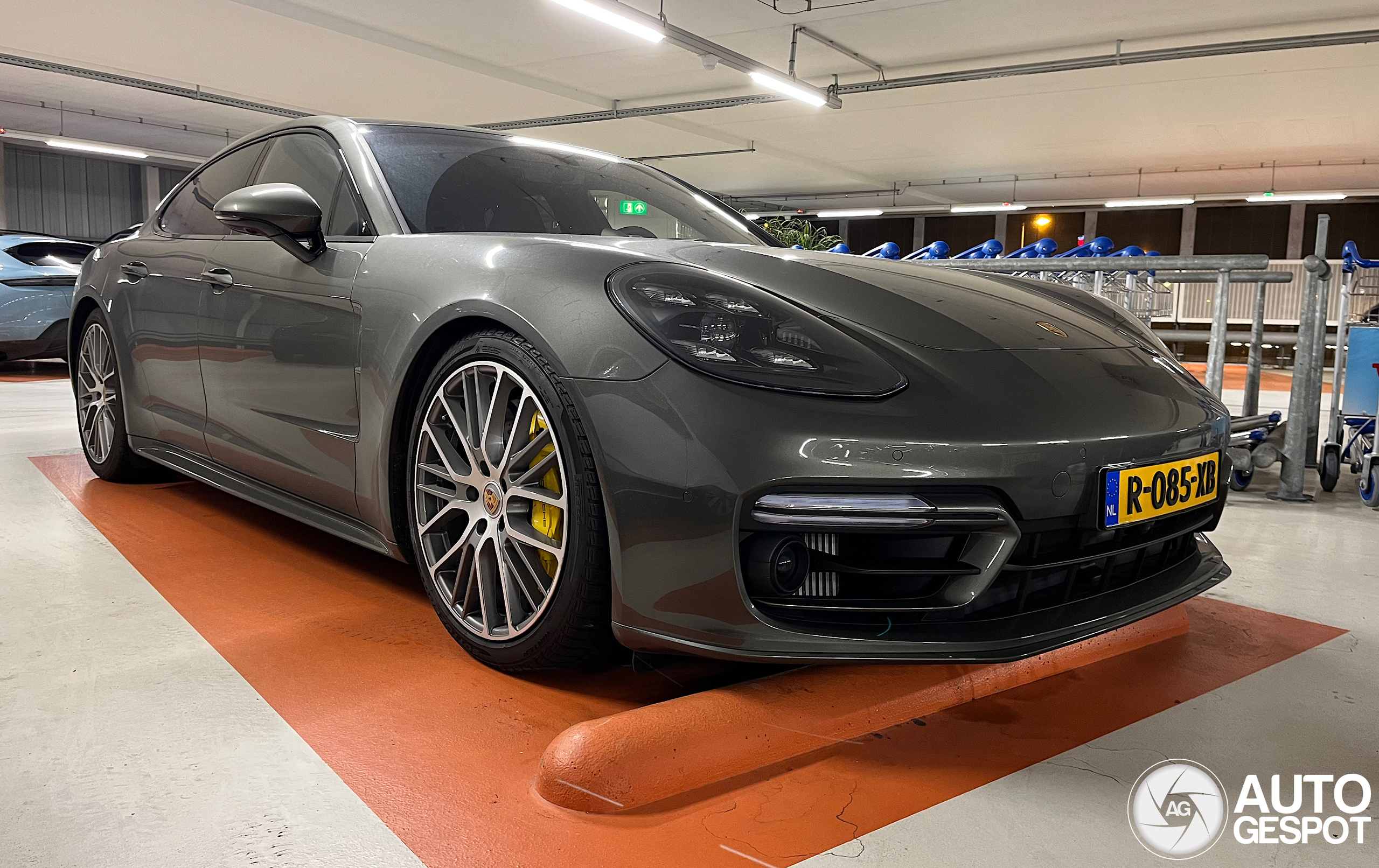 Porsche 971 Panamera Turbo S E-Hybrid MkII