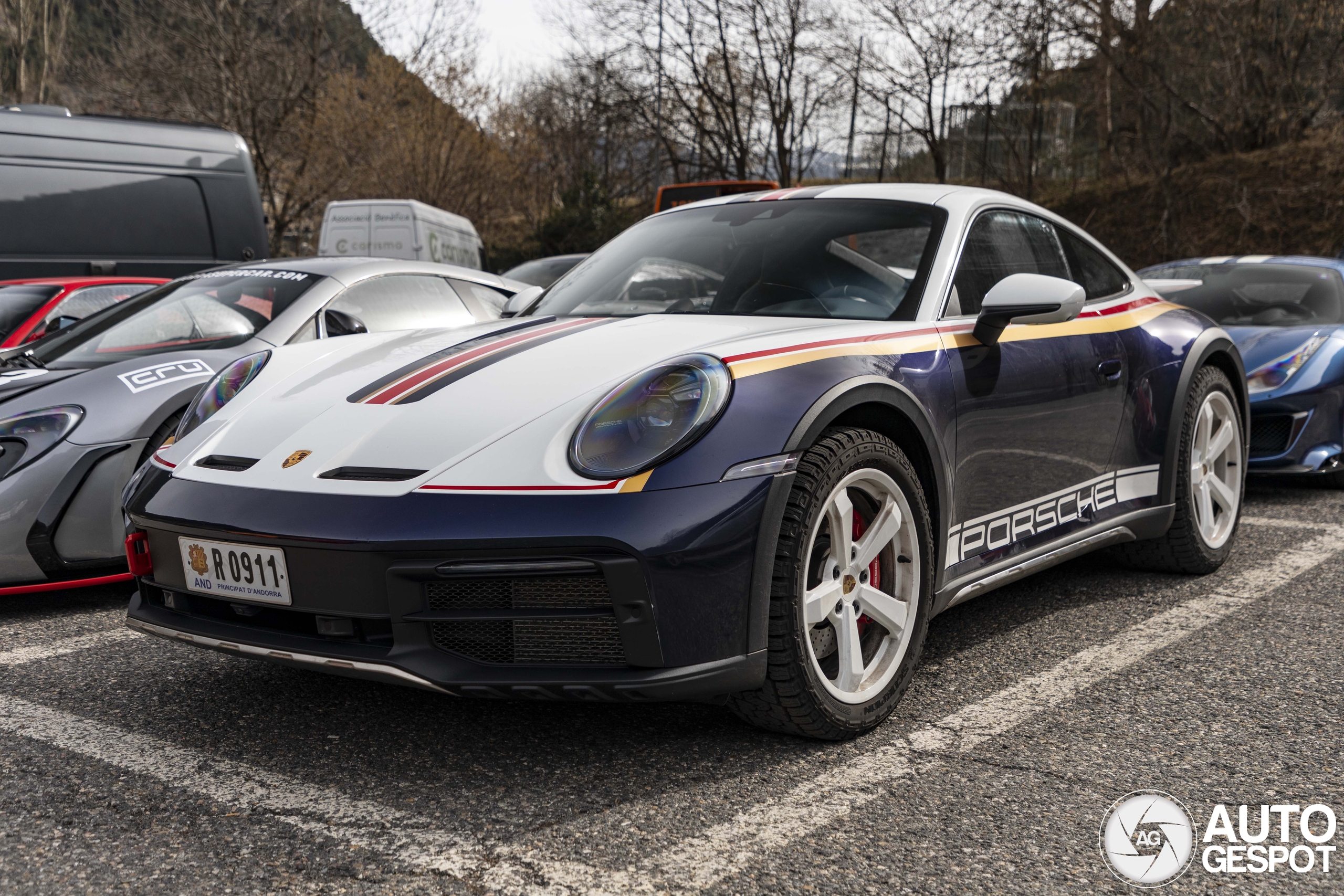 Porsche 992 Dakar