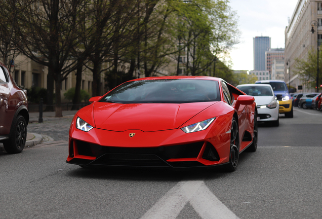 Lamborghini Huracán LP640-4 EVO