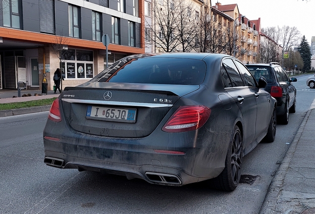 Mercedes-AMG E 63 S W213